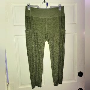 Sonoma size large leggings with pockets